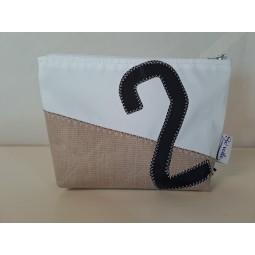 Pochette en voile de bateau recyclée