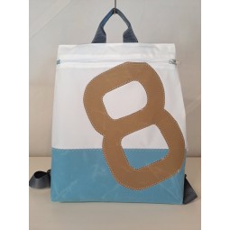 Sac à dos en voile de bateau recyclée