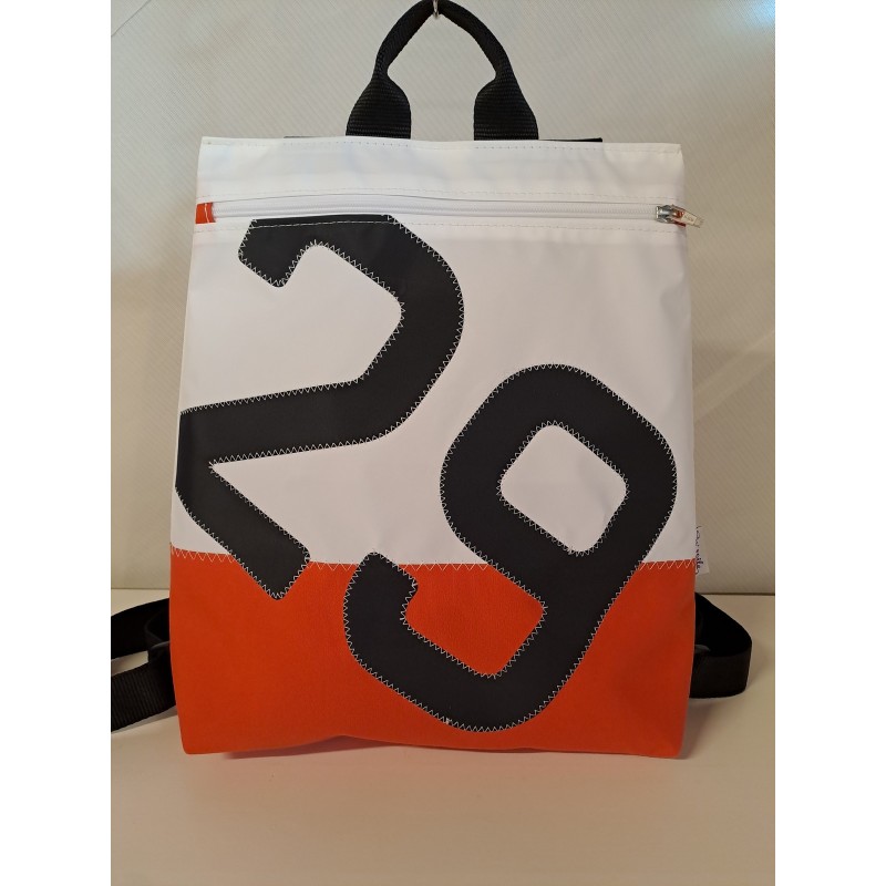 Sac à dos en voile de bateau recyclée