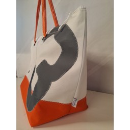 Cabas Beach en voile de bateau recyclée