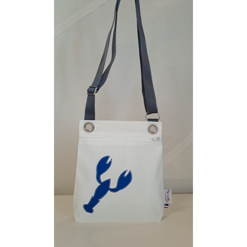 Pochette bandoulière en voile de bateau recyclée